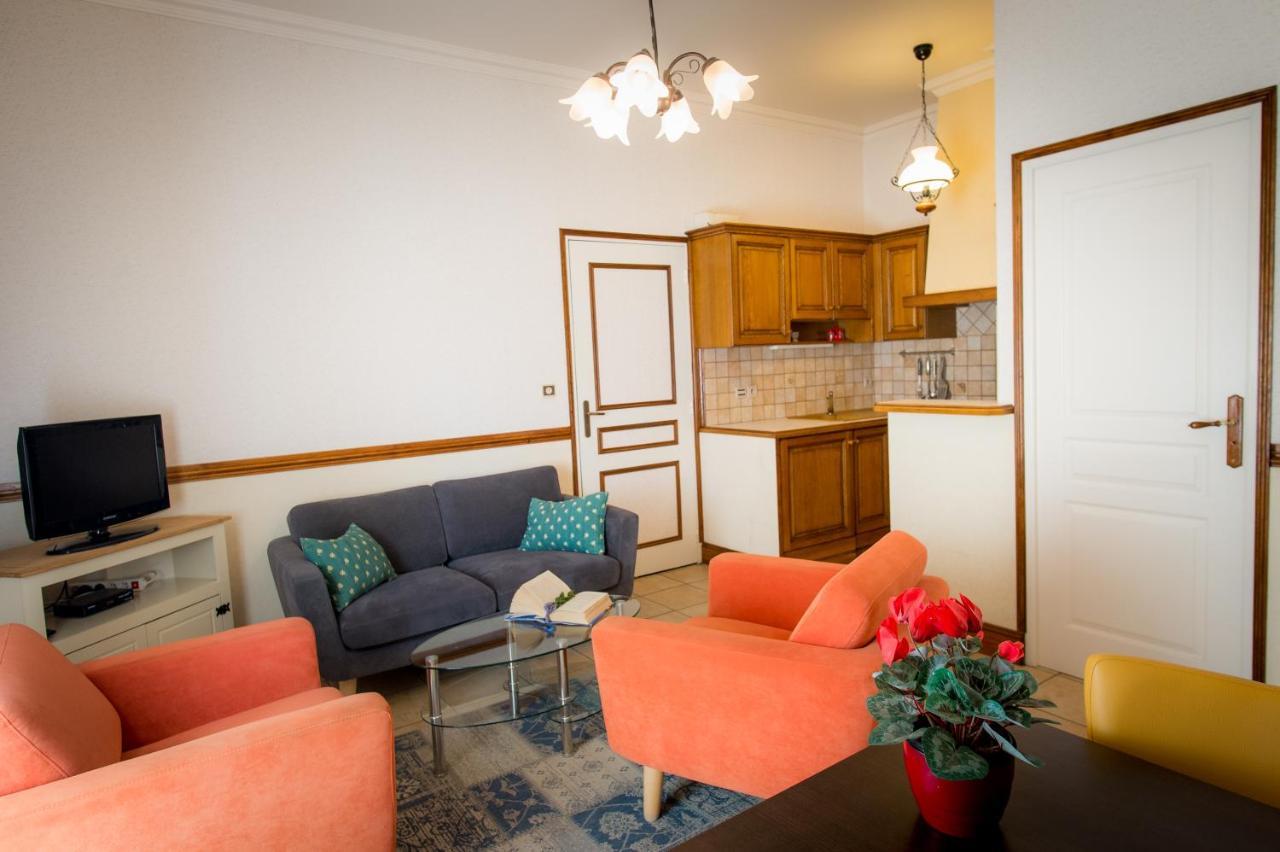 Les Magnolias Holiday Homes Lalinde Екстер'єр фото